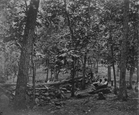 Union_breastworks_Culp's_Hill_Gettysburg