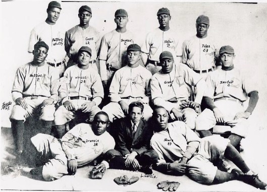 Spottswood Poles, upper right, with the New York Lincoln Giants: May 1912