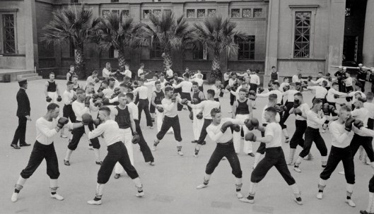 Boxing instructions, main barracks, Naval Training Station, San Francisco, California, circa 1918